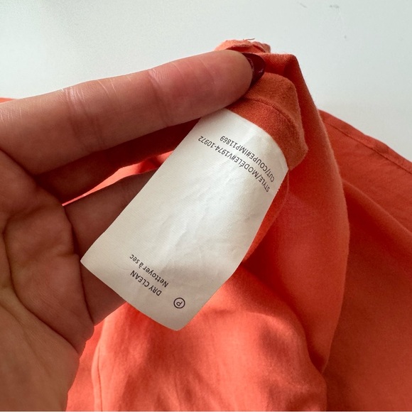 Vince Orange Sleeveless Blouse Collar Button Down Size Medium - Picture 8 of 9